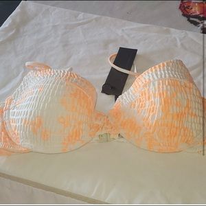 ISO THE BOTTOMS TO THESE TOPS